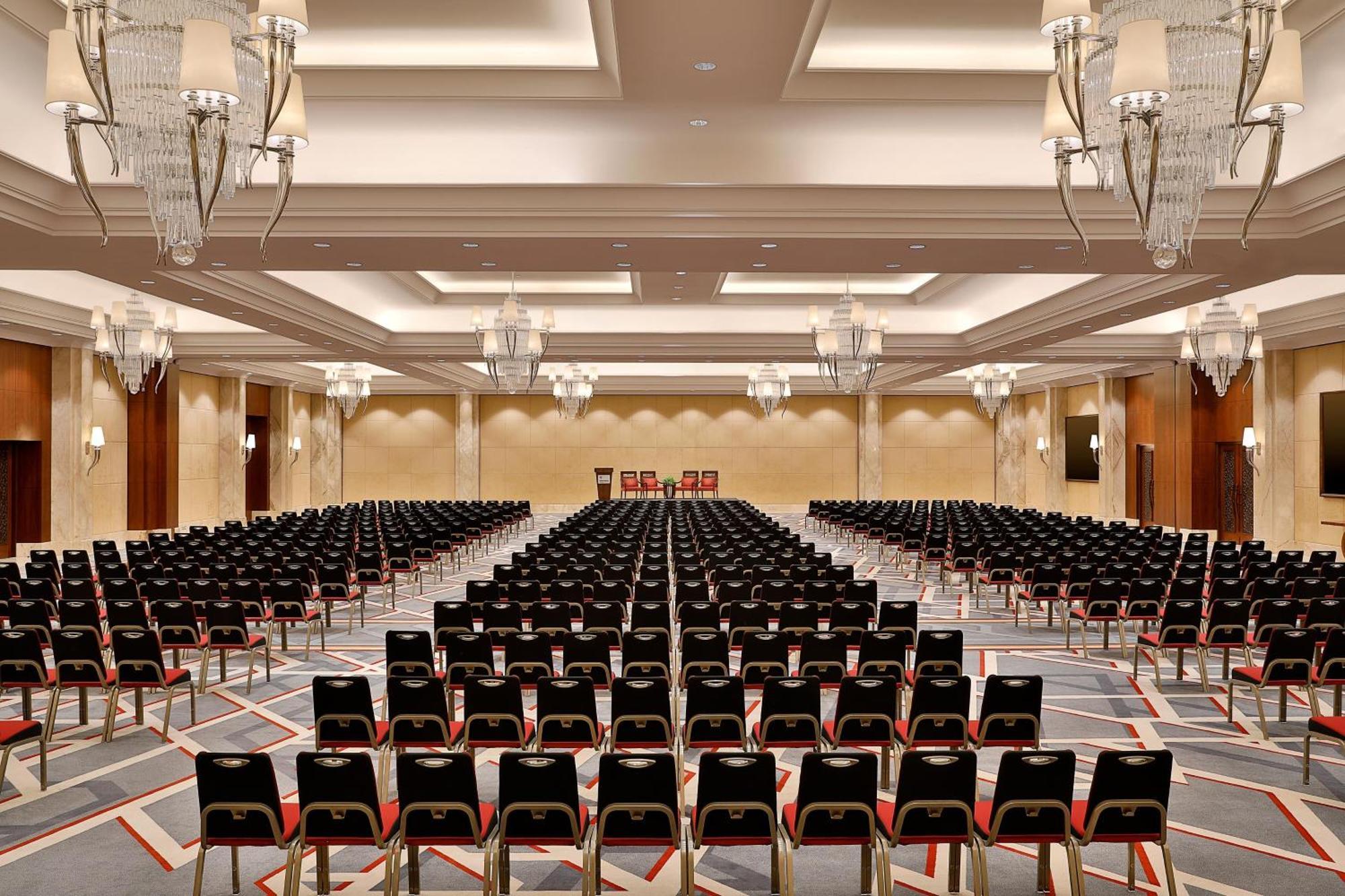 Sheraton Oman Hotel Маскат Екстериор снимка The Grand Ballroom